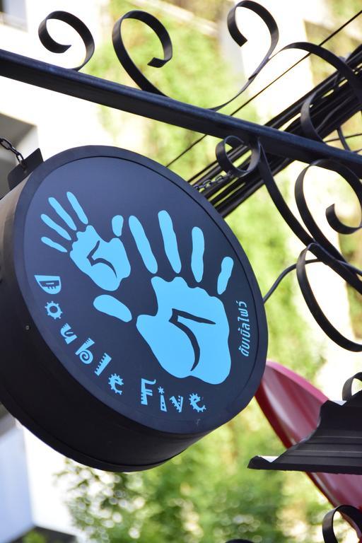Albergue Double Five Bangkok Exterior foto